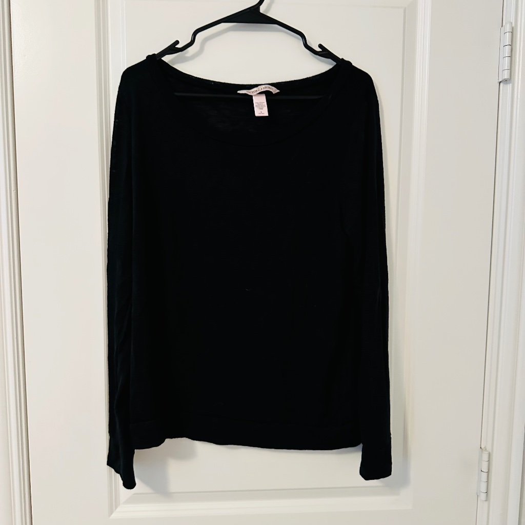 Victoria Secret Long Sleeve Sleep Shirt